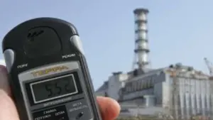 Russisk drone rammer atomlager ved Tjernobyl. “Ekstremt afskyeligt,” raser Zelenskyj