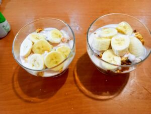 Derfor advarer diætister mod græsk yoghurt med banan til morgenmad