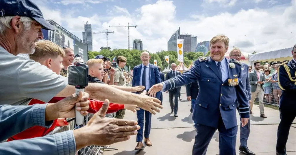 Veteranendag i Haag 25.06.2026: Sådan undgår du menneskemængderne og varmen